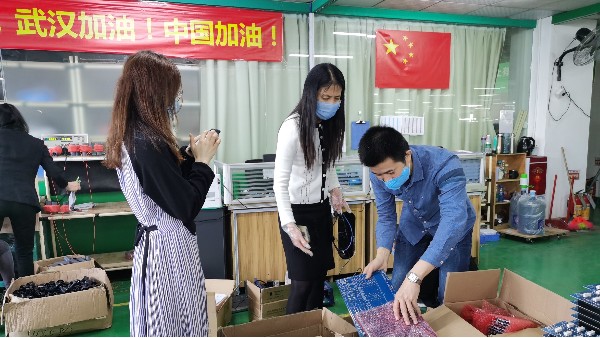 珠海市香洲區(qū)科工信局翁局長一行蒞臨靈科關(guān)懷指導(dǎo)抗疫復(fù)產(chǎn)